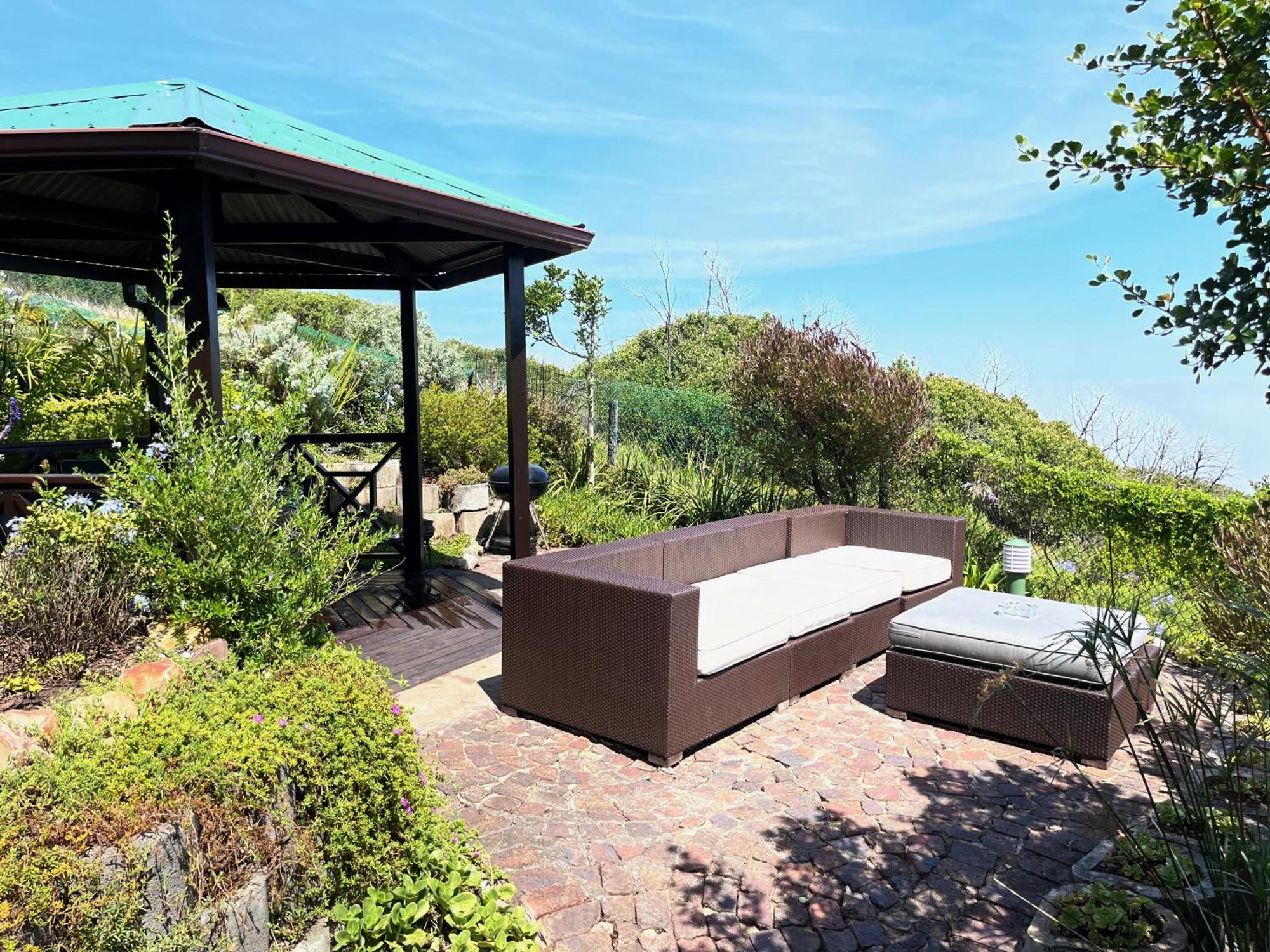 Peaceful Guest Suite With Balcony Views And Garden Setting Brenton-on-Sea Εξωτερικό φωτογραφία