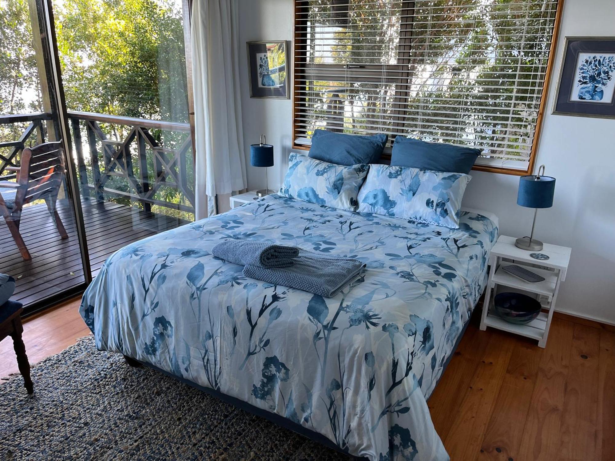 Peaceful Guest Suite With Balcony Views And Garden Setting Brenton-on-Sea Εξωτερικό φωτογραφία